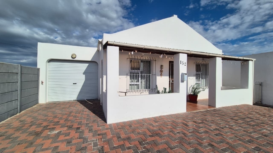 3 Bedroom Property for Sale in Langebaan North Western Cape